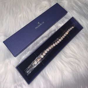 Swarovski Una Angelic Bracelet 18K finish